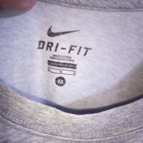 Nike lebron lion tee size Med - Picture 4 of 4